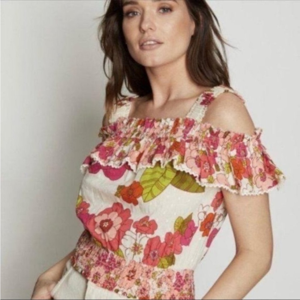 NWT Anthropologie Love the Label. Imogene Floral Smocked Cold Shoulder Blouse. M
